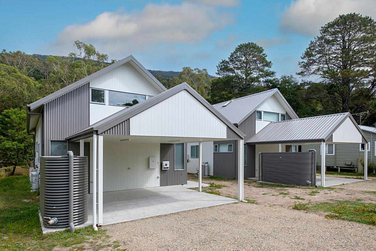 Holiday home Serenity 4a: Absolute Np Frontage *