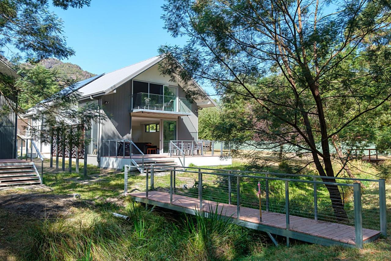 Holiday home Serenity 4a: Absolute Np Frontage